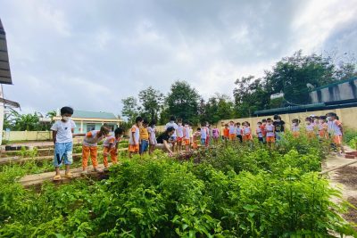 Hoạt động trải nghiệm  ngoài trời