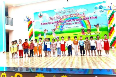 Học sinh 5 tuổi tham gia thi ” Nét vẽ xanh” cấp Tỉnh năm học 2020 – 2021